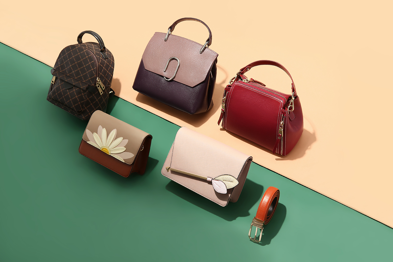 電商箱包攝影中的化學(xué)纖維材質(zhì)拍攝技巧